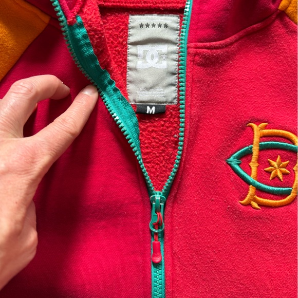 DC Zip-up Hoodie, Size M - Picture 2 of 6
